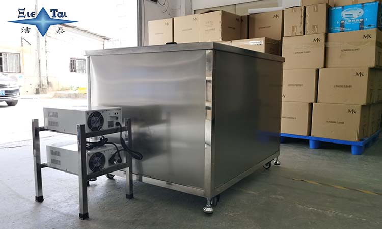 工业超声波清洗机?能够进行高效的清洗原因？超声波振荡器的优点
