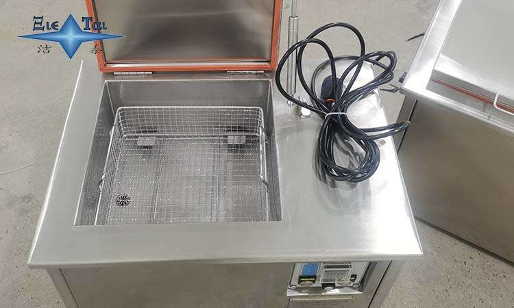 控制超声波清洗机的清洗效果和清洗剂的可再生性的方法 控制超声波清洗机的清洗效果和清洗剂的可再生性的方法