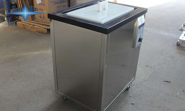 超声波清洗机:保持金属玩具清洁和安全的理想选择 超声波清洗机:保持金属玩具清洁和安全的理想选择