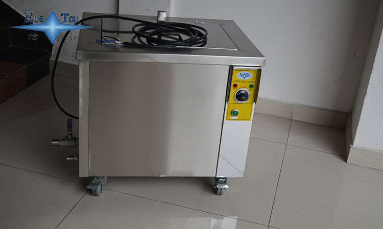 超声波清洗器技术解析:清洁新世代的高效利器 超声波清洗器技术解析:清洁新世代的高效利器