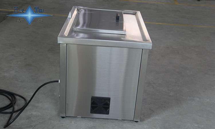超声波清洗器:提升洁净工作环境的技术利器 超声波清洗器:提升洁净工作环境的技术利器