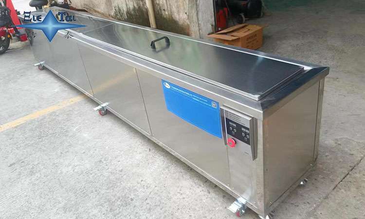 钻戒清洁指南：如何有效使用超声波清洗机保持光泽？