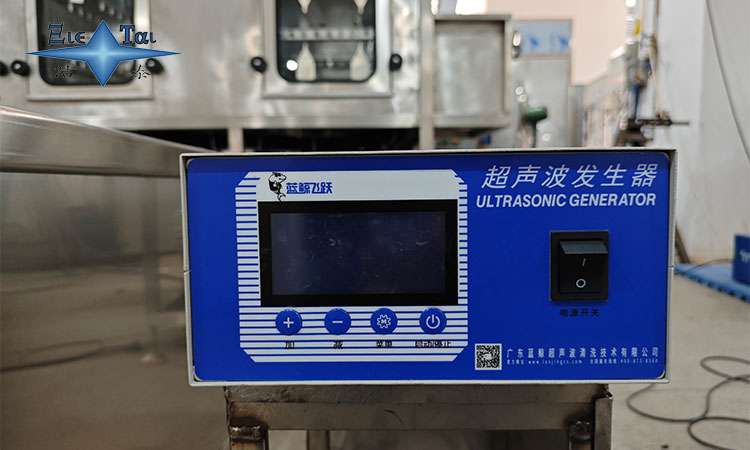 超声波清洗机换能器的工作原理与应用解析 超声波清洗机换能器的工作原理与应用解析