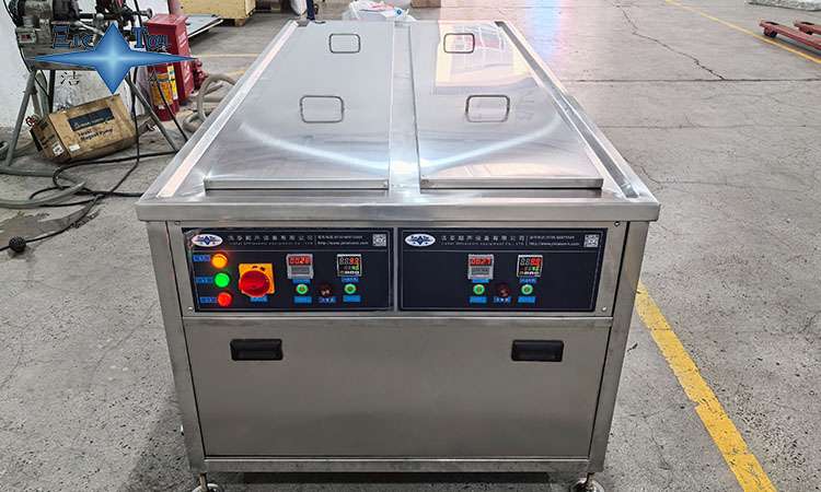 超声波清洗机的机油选择：类型、特性与应用指南